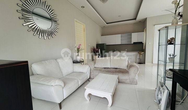 Rumah Mewah Semi Villa 3 Lantai Dekat Puja Mandala