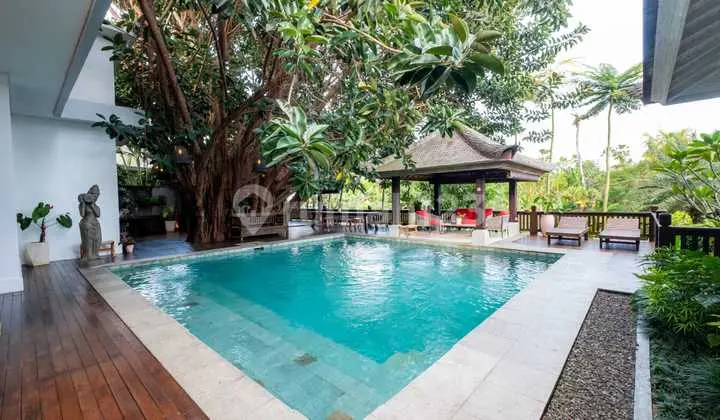 Villa View Spacious Garden Near Atlas Beach Club & Berawa Beach