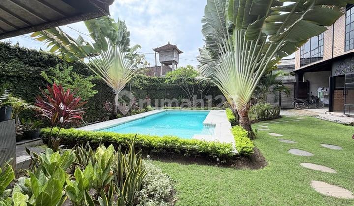 Villa In Legian Close To The Beach For 20 Years Lease