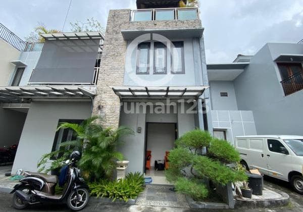 House For Sale At Jimbaran, Located In Residential Area, Semi Furnished House, Close To Udayana University And Garuda Wisnu Kencana Cultural Park