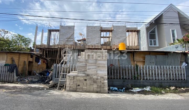 Ruko Baru 4 Unit di Jalan Gunung Karang Denpasar Barat Harga Murah Area Strategis