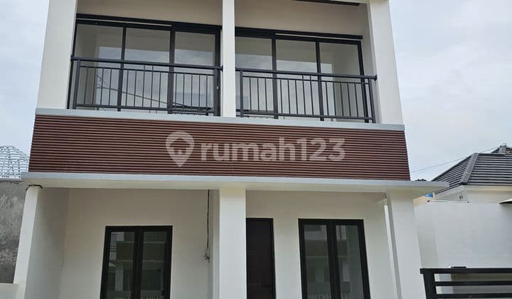 Rumah Indent Harga Murah 2 Lantai 3 Kamar Tidur Diperdana Kampial Nuaa Dua Area Strategis
