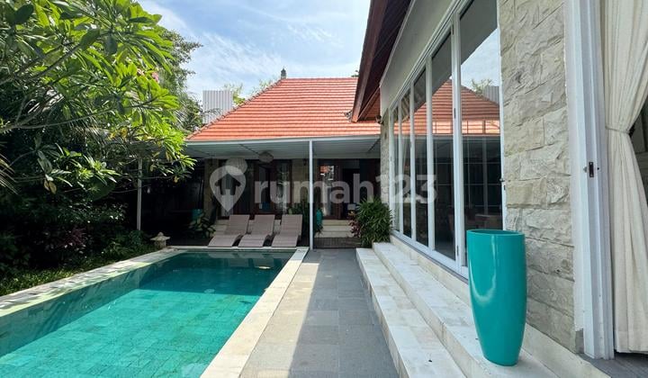 Beautiful Villa Ready to Occupy, 4 Are Area in Bumbak Umalas, Strategically Located Near Canggu and Seminyak
