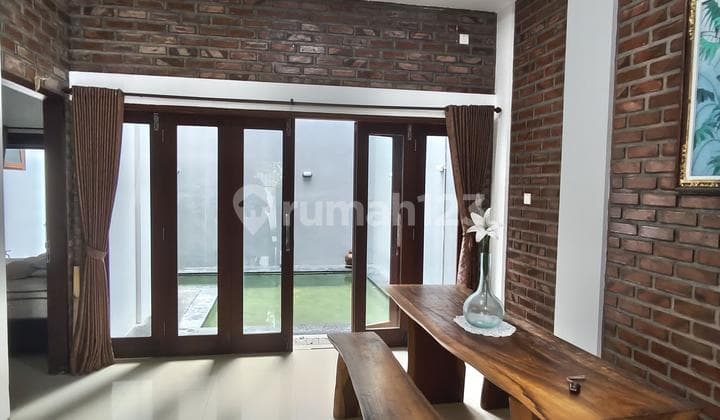 Rumah Semi Villa Siap Huni di Renon Semi Furnished Area Strategis Bebas Banjir