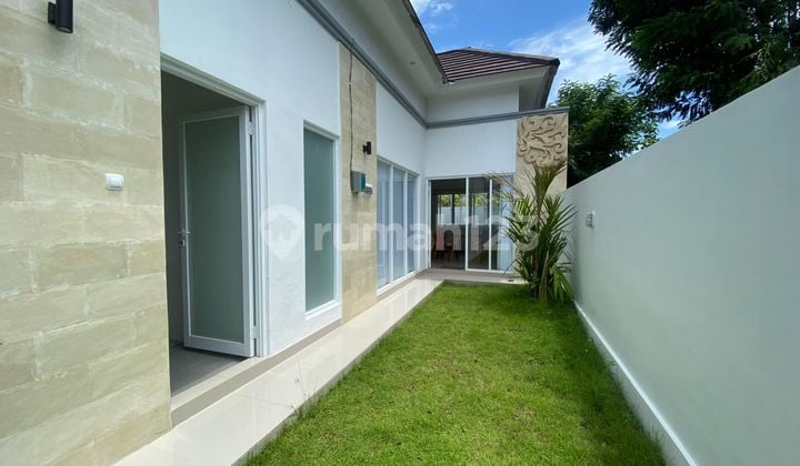 Disewakan Villa Cantik Baru Siap Huni di Puri Gading Dekat Sekolah Taman Rama Furnished