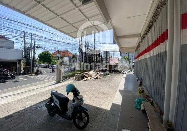 Gedung Untuk Disewa di Kawasan Ramai di Pemecutan Kaja, Denpasar Utara, Cocok Untuk Bisnis, Dekat dengan Stadion Kompyang Sujana dan Fasilitas Umum