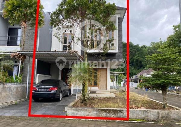 Modern Design House in Tabanan with Paved Road Access in a Residential Area, Close to Tabanan City and Alas Kedaton