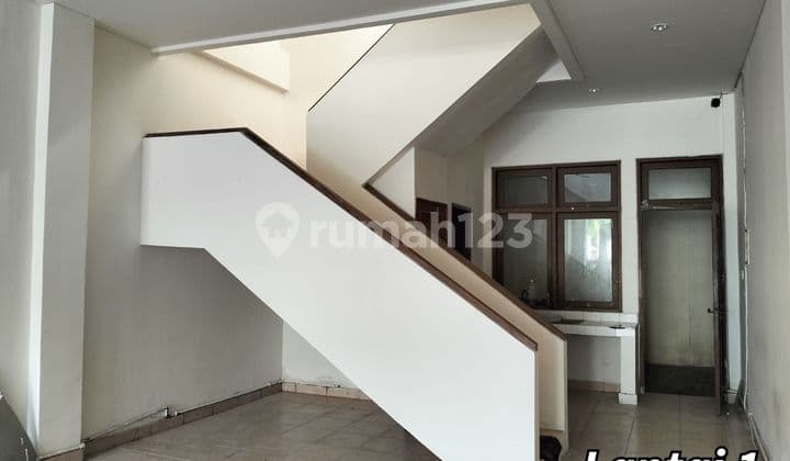 Ruko 3 Lantai Luas Di Pertokoan Sunset Road Kuta Cocok Untuk Klinik Atau Kantor