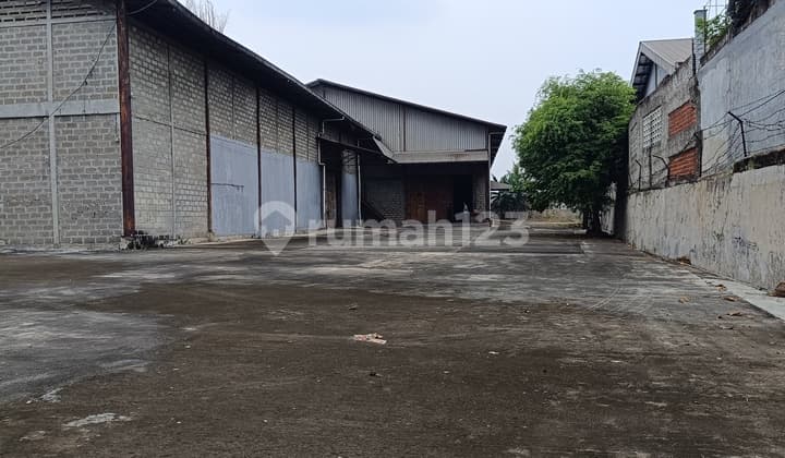 Gudang Di Jual di Jl. Raya Narogong, Rawa Lumbu.