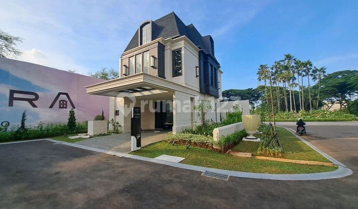 For Sale Luxury House Full Facilities Lake View Lippo Cikarang