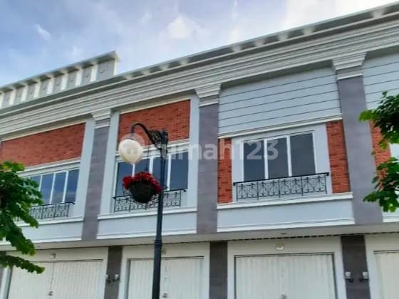Ruko murah jalan boulevard ditengah hunian padat Jababeka