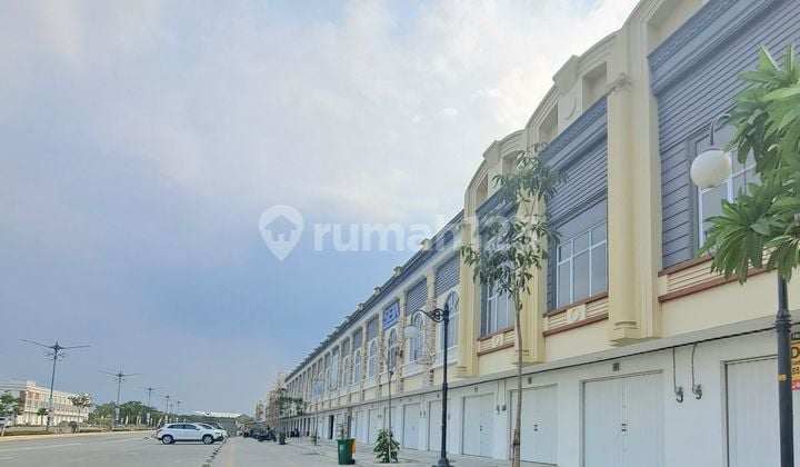 For Rent: Townhouse Can Be Joint on Boulevard Sportcity Jababeka Street