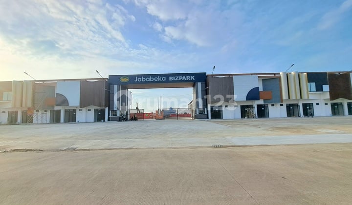 Dijual Ruko Multi Guna Dua Fasad untuk Semua Jenis Usaha Jababeka