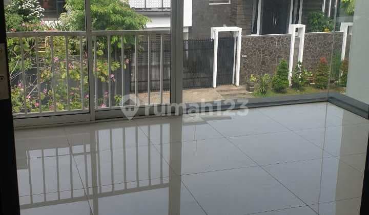 Rumah 2.5 Lantai Citra 6 Uk 10x24m