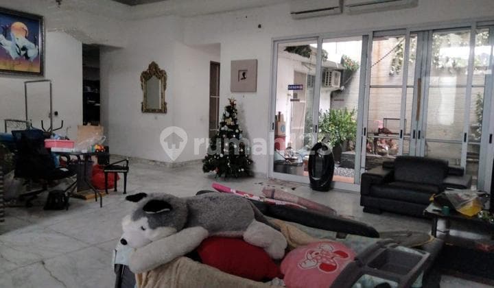 Rumah 2.5 Lantai Citra6 Bulevard Uk12x25m