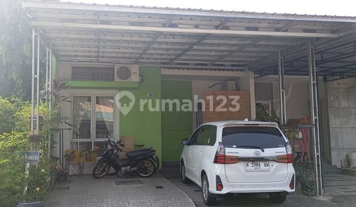 Rumah Renovasi Baru Full Perabotabsiap Pakai di Cluster Avonia, Perumahan Graha Padma, Semarang Baran