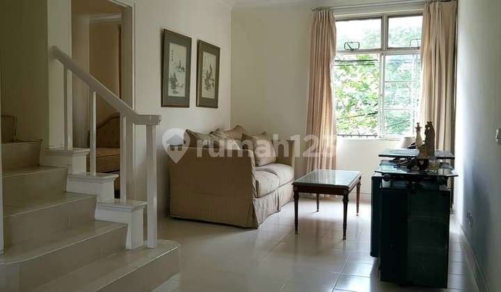 Dijual Murah Town House Taman Elok Lippo Village, Tangerang