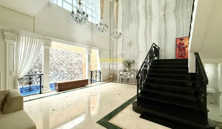 Rumah Cantik Siap Huni 5 Menit Jalan Kaki ke Pondok Indah Mall