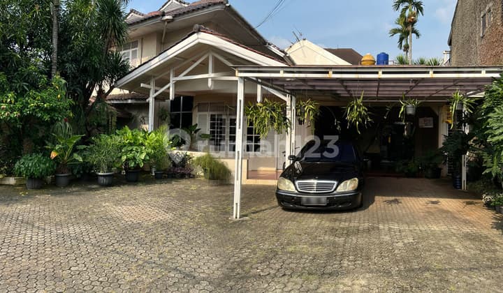 Rumah di Kemang Utara, Jakarta Selatan