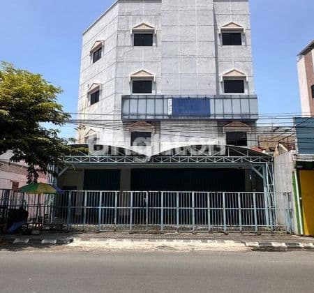 Sewa Ruko 3 Lantai Murah Strategis di Gajahmada Banjarsari Solo