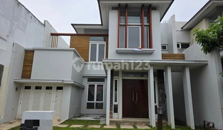Sell House Kota Wisata Cluster Living Stone Good Neat