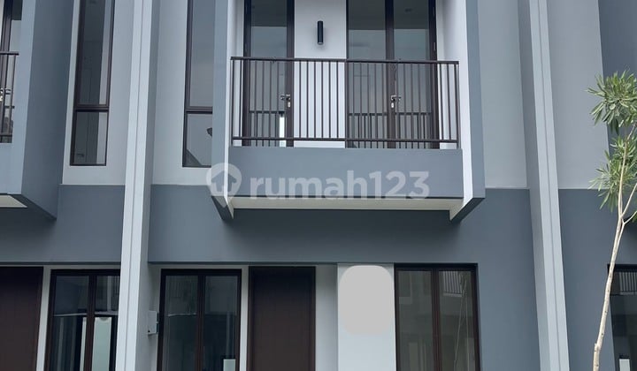Sewa Rumah Paramount Petals Tangerang