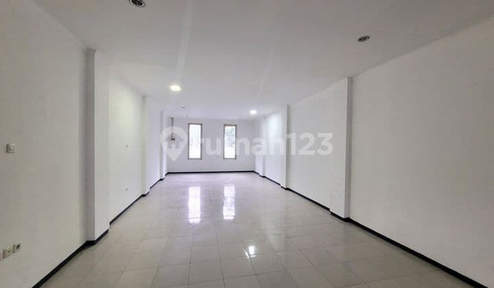 Ruko Bagus Sayap Surya Sumantri (Mainroad)