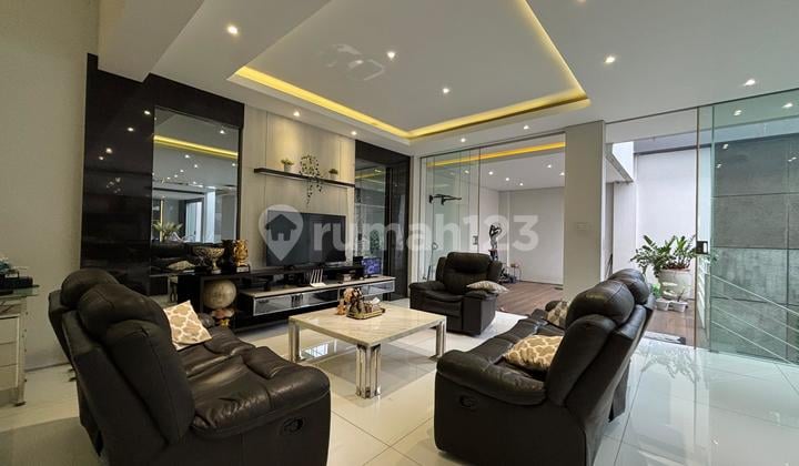 Rumah Lux Cluster Exclusive Mekar Wangi, Bandung