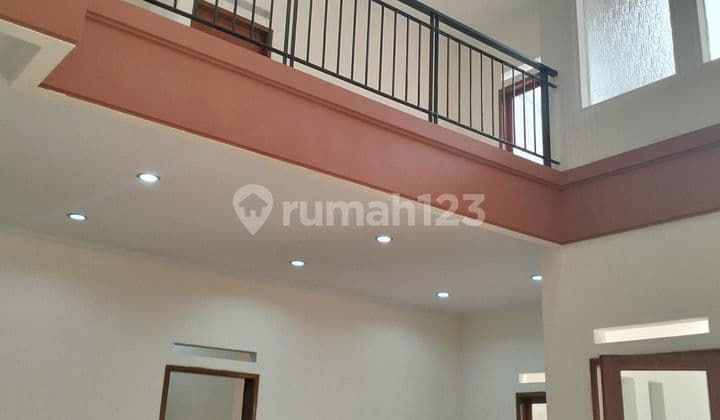 Rumah Lux 2 Lantai Di Tki 3 Shm Barat
