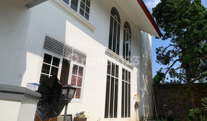 Rumah Di Sayap Cipaganti 2 Lantai Shm