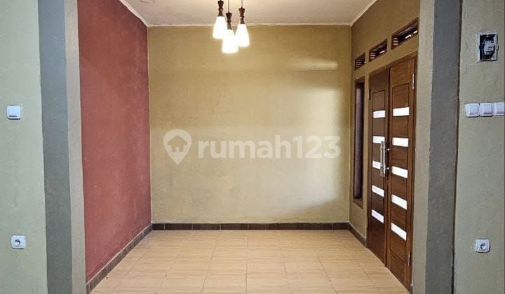 Rumah di Komplek Gempol Asri 2 Lantai SHM Bagus