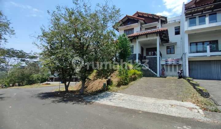 Jual Cepat Rumah Resort Dago Pakar 2 Lantai SHM
