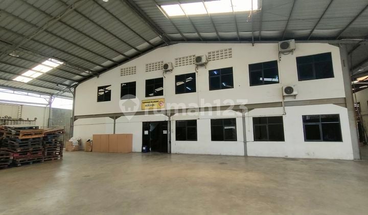 Gudang Bagus di Komplek Pergudangan Taman Kopo Indah 4480 M SHM Kontainer 40"