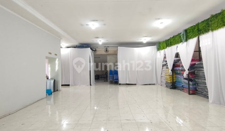 Rumah Di Taman Holis Indah 1, Shm, Cocok Untuk Dibangun 4 Rumah, Timur