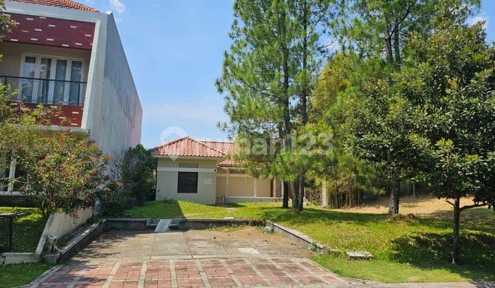 Beautiful 2-Story House in Tatar Jingganagara, New Parahyangan Town, SHM South