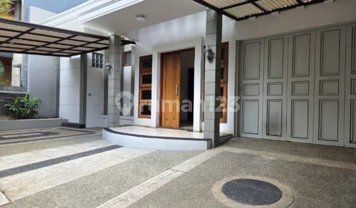 Nice House In Singgasana Pradana, Freehold Title, Moh Toha Toll Exit