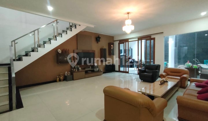 Rumah Lux Minimalis Di Bandung Utara Komplek Padalestari Shm