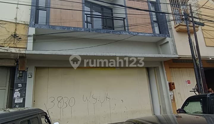 Commercial Shop House on Jl Dulatip