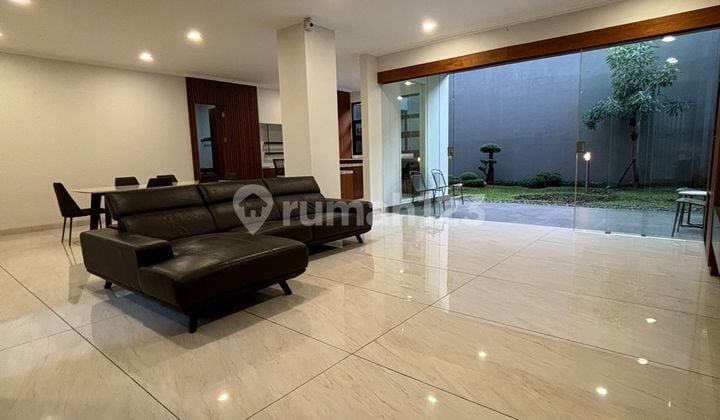 Nice Lux House in Batununggal, Bandung