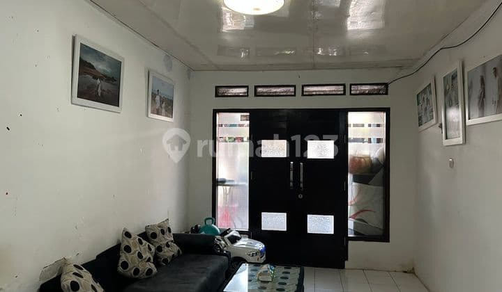 Rumah Komplek Riung Bandung
