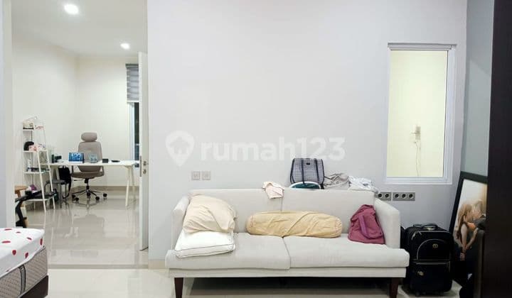 Rumah Summarecon Bandung Cluster Cynthia Posisi Hook Bagus Unfurnished SHM Summarecon Bandung, Bandung