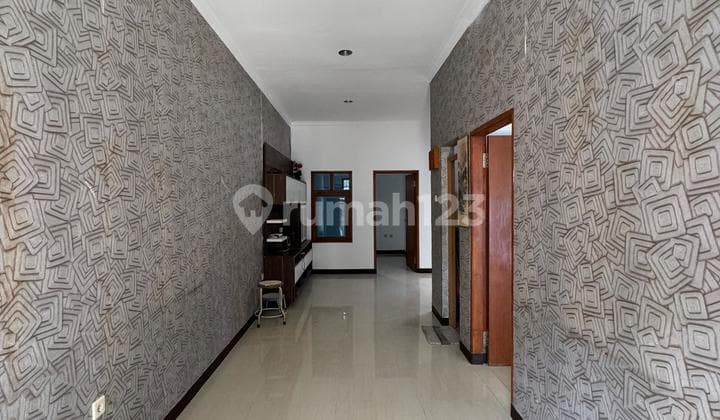 Rumah 1.5 Lantai Leuwi Anyar Tengah Kota Siap Huni