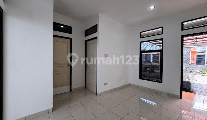 Rumah Bumi Asri Cihanjuang 1 Lantai Siap Huni