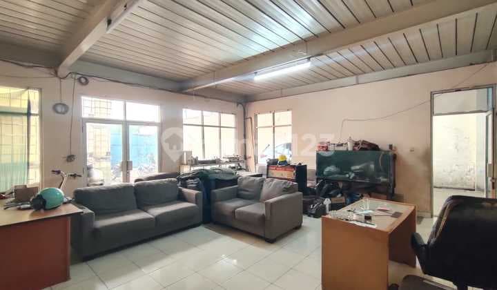 Gudang TKI 2 Lokasi Pergudangan Bagus 520 m2 SHM Batununggal, Bandung