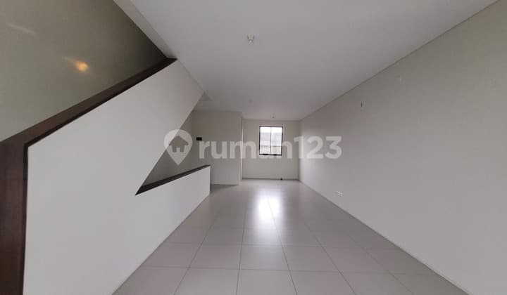 Ruko KBP Sasakirana Bagus 139 m2 SHM Kota Baru Parahyangan, Bandung