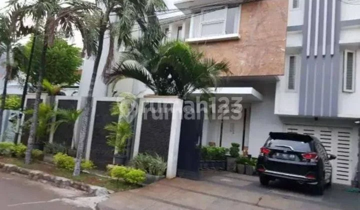 Dijual Rumah Mewah Di Sunrise Garden , Jakarta Barat