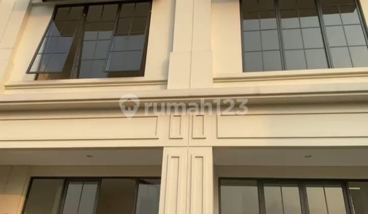 Dijual Ruko Madison Dekat Hampton Square, Anniva Juction , Gading Serpong , Tangsel , Banten