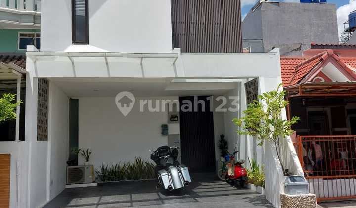 For sale Metland Puri House, Near Green Lake, Puri, West Jakarta