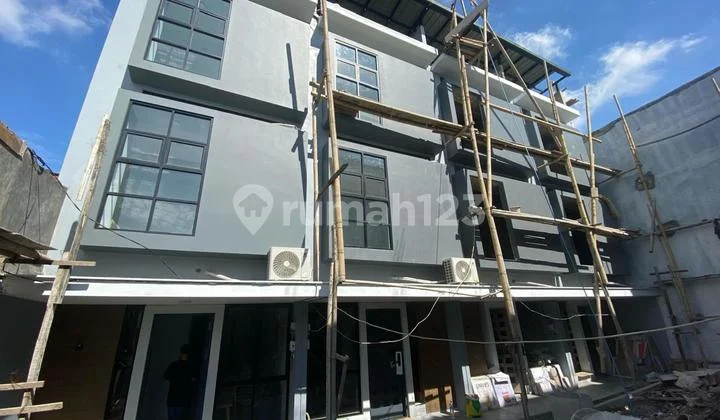 Dijual Rumah Baru Minimalis Karang Tengah , Dekat Perumahan Metro Permata , Metland Puri , Jakarta Barat