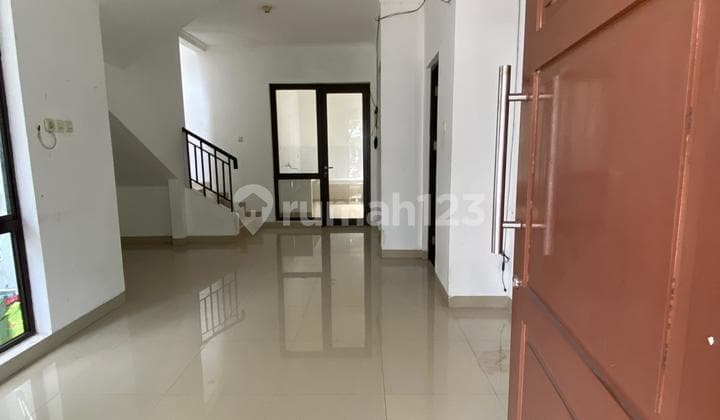 Dijual Murah Rumah Casa Jardin , Dekat Green Mansion, Daan Mogot, Jakarta Barat